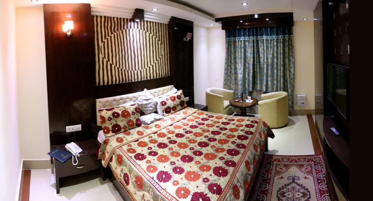 Hotel Raj Mandir Haridwar Luaran gambar