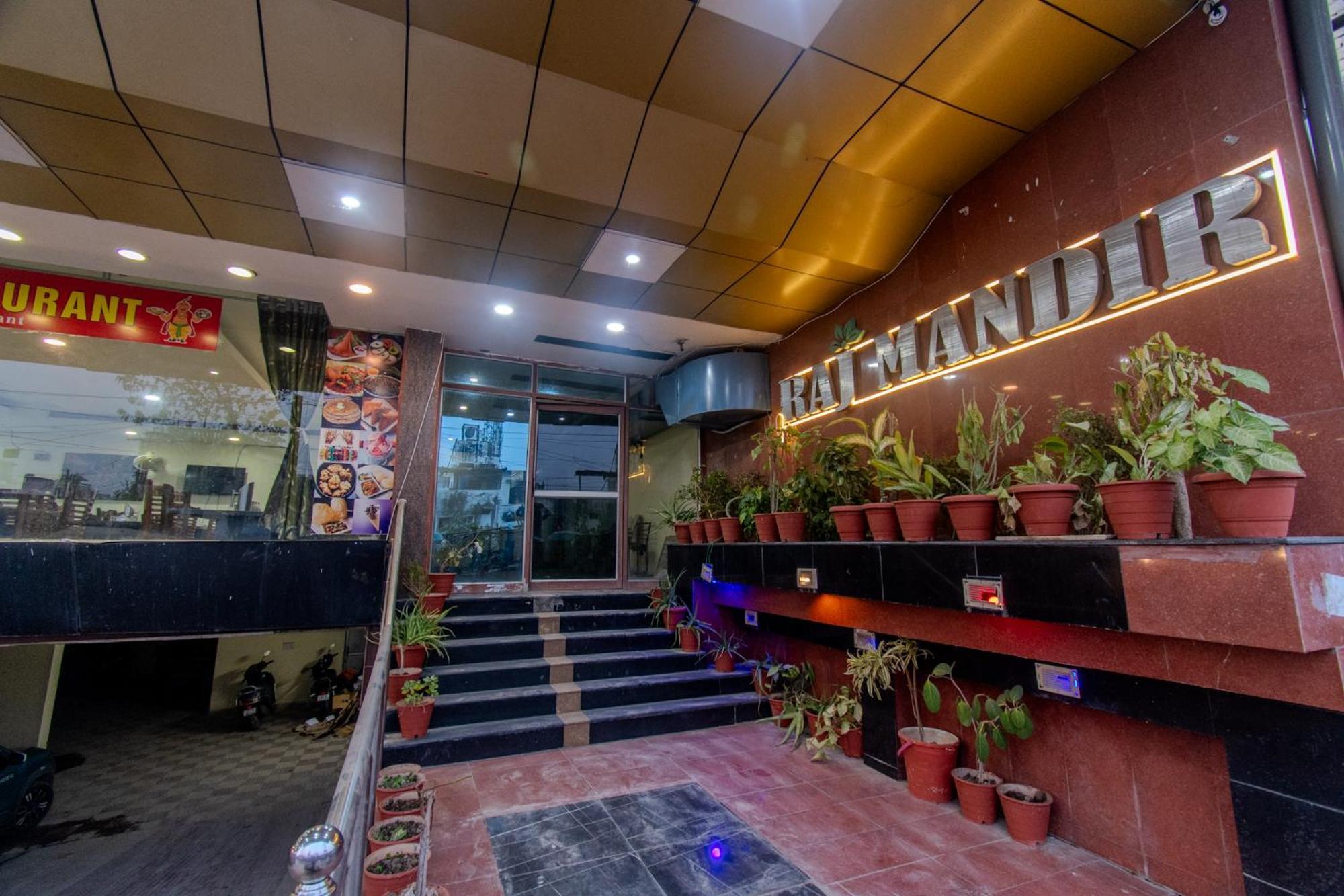 Hotel Raj Mandir Haridwar Luaran gambar