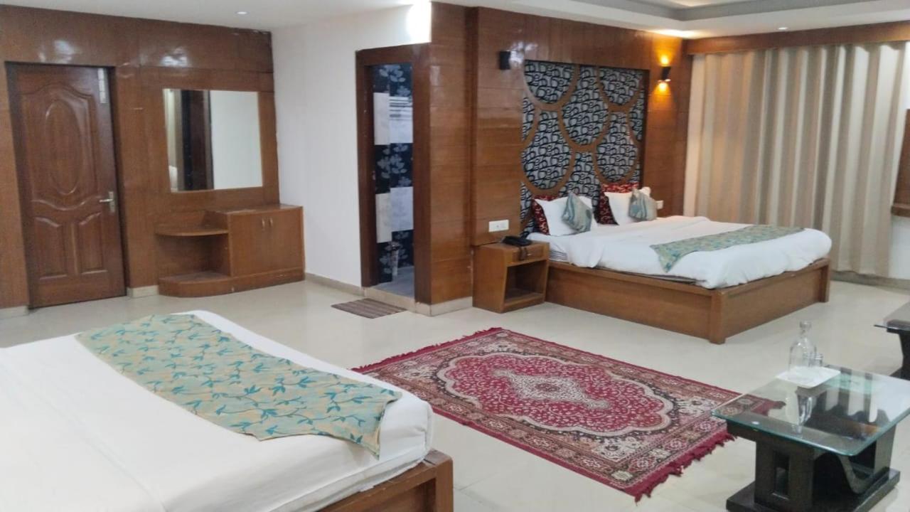 Hotel Raj Mandir Haridwar Luaran gambar